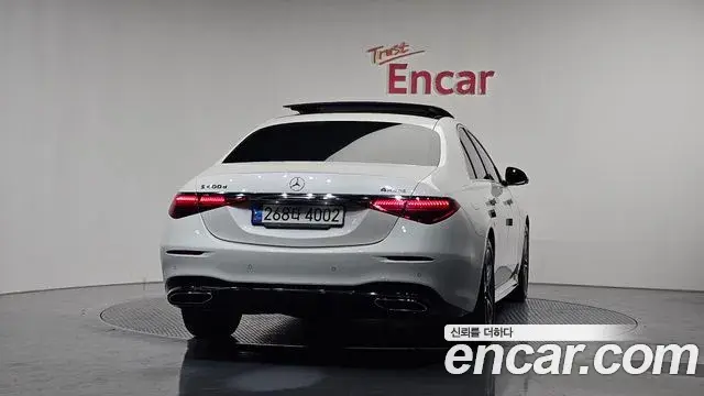 Mercedes-Benz S-Class 2022 — ფოტო 14/20