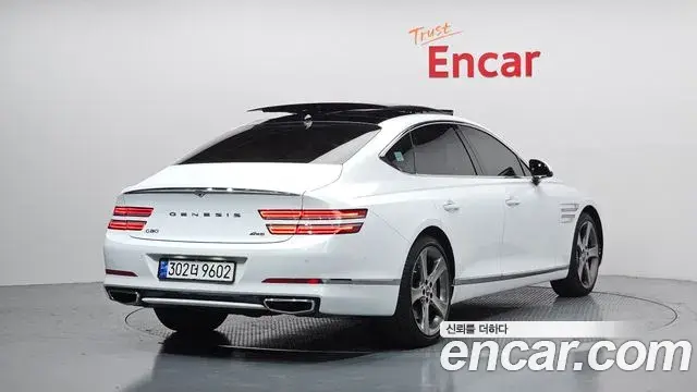 Genesis G80 2023 — Photo 16/20