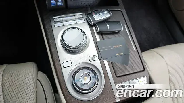 Genesis G80 2023 — Photo 11/20