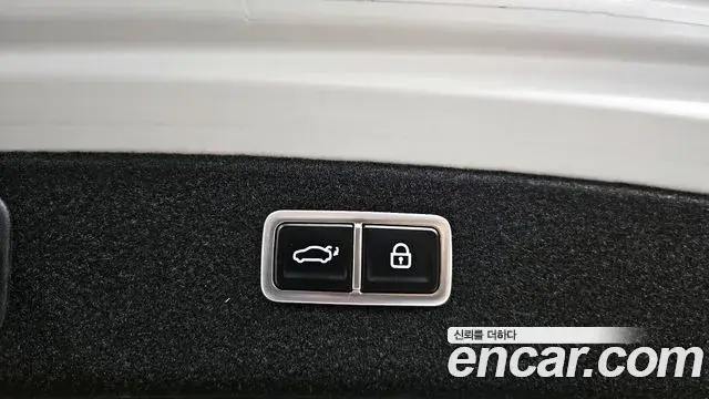 Genesis G80 2023 — Photo 2/20