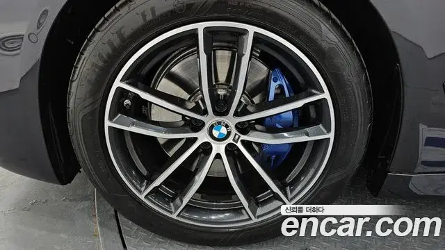 BMW 5 Series 2021 — Şəkil 14/20
