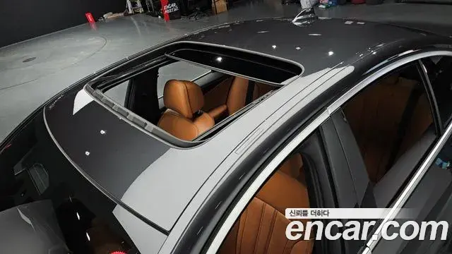 BMW 5 Series 2021 — Şəkil 18/20