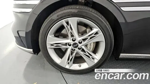 Genesis G90 2022 — Şəkil 19/20