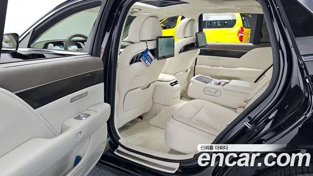 Genesis G90 2022 — Şəkil 5/20