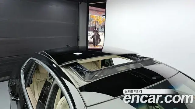 Genesis G90 2022 — Şəkil 12/20