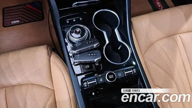 Kia K5 2022 — ფოტო 5/20