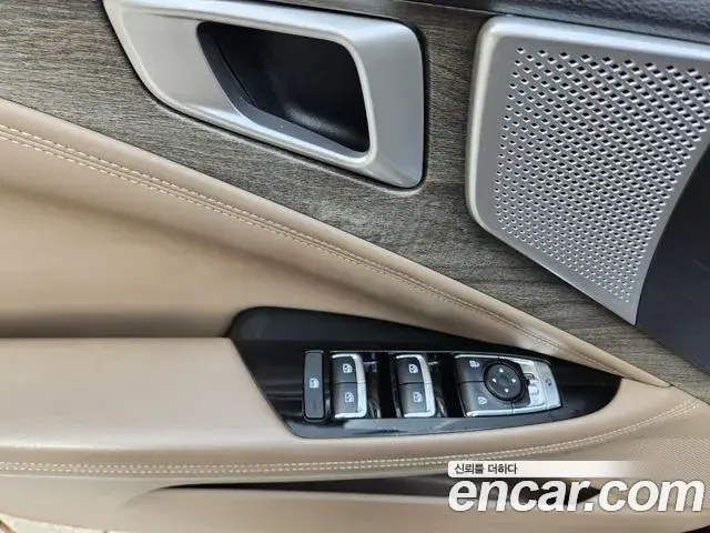 Kia K8 2023 — ფოტო 13/18