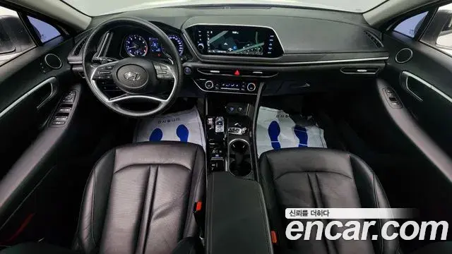Hyundai Sonata Hybrid 2019 — Photo 13/20