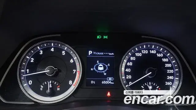 Hyundai Sonata Hybrid 2019 — Photo 2/20