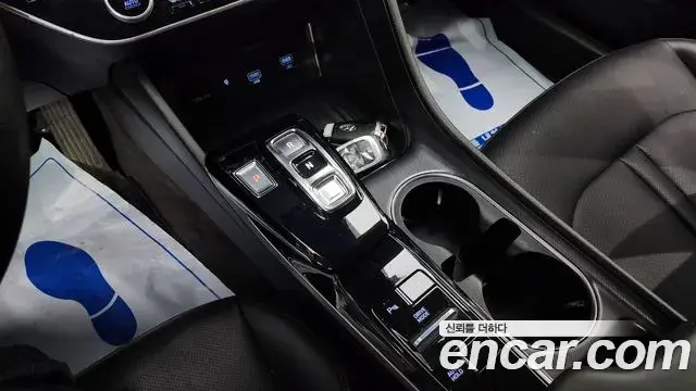 Hyundai Sonata Hybrid 2019 — Photo 17/20