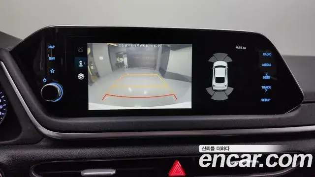 Hyundai Sonata Hybrid 2019 — Photo 6/20