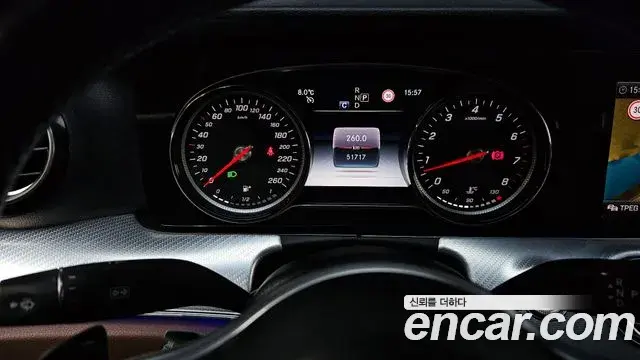 Mercedes-Benz E-Class 2019 — ფოტო 3/20