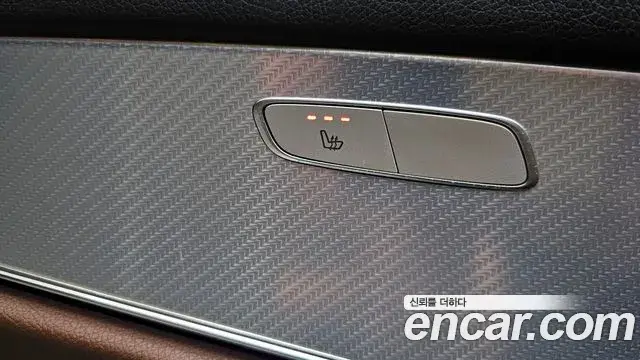 Mercedes-Benz E-Class 2019 — ფოტო 8/20