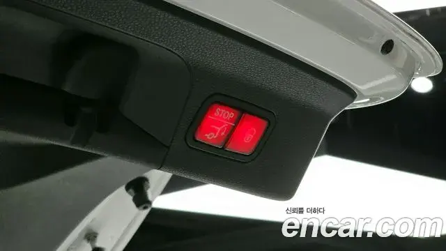 Mercedes-Benz GLC-Class 2023 — Şəkil 19/20