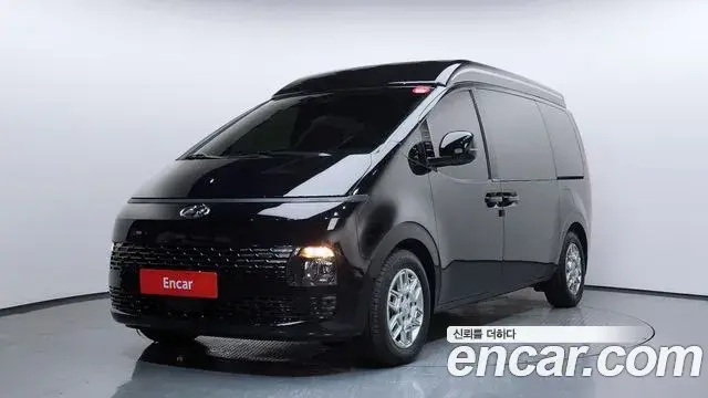 Hyundai Staria 2023 — Şəkil 13/20