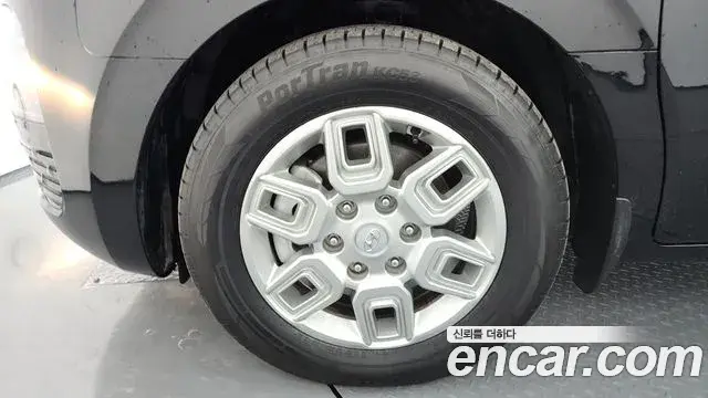 Hyundai Staria 2023 — Şəkil 7/20