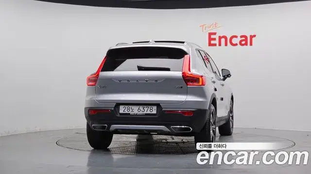 Volvo XC40 2019 — Şəkil 5/20