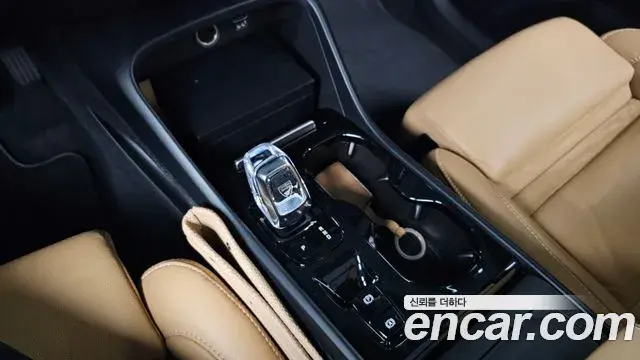 Volvo XC40 2019 — Şəkil 14/20