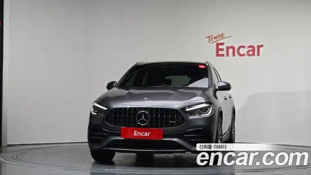 Mercedes-Benz GLA-Class 2021 — ფოტო 12/20