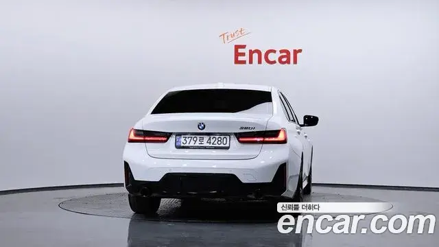 BMW 3 Series 2023 — Şəkil 17/20