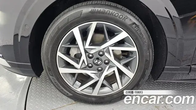 Hyundai Grandeur Hybrid 2023 — ფოტო 14/20