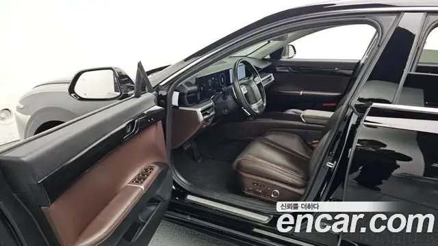 Hyundai Grandeur Hybrid 2023 — ფოტო 19/20