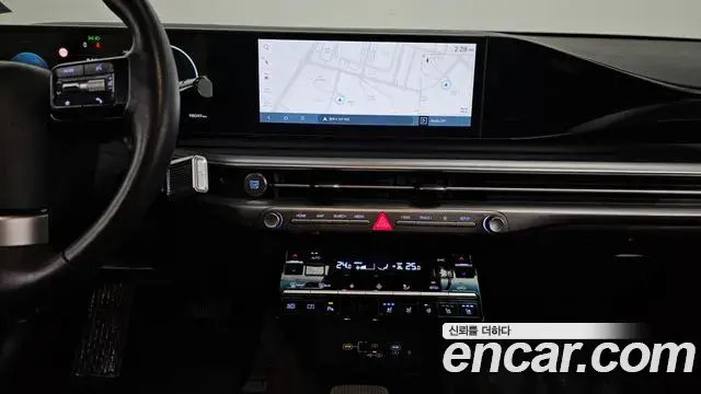 Hyundai Grandeur Hybrid 2023 — ფოტო 4/20