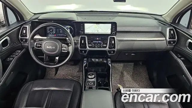 Kia Sorento 2023 — ფოტო 14/20