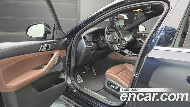 BMW X6 2020 — Фото 10/20