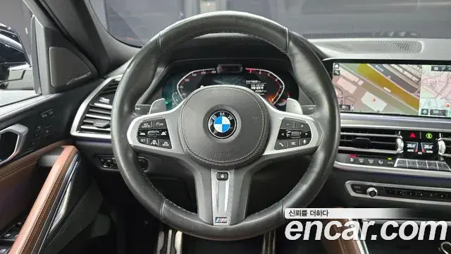 BMW X6 2020 — Фото 13/20