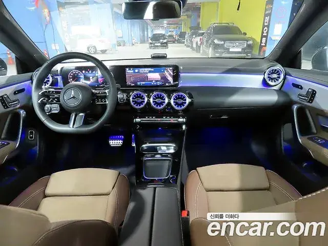Mercedes-Benz CLA-Class 2025 — Photo 4/20