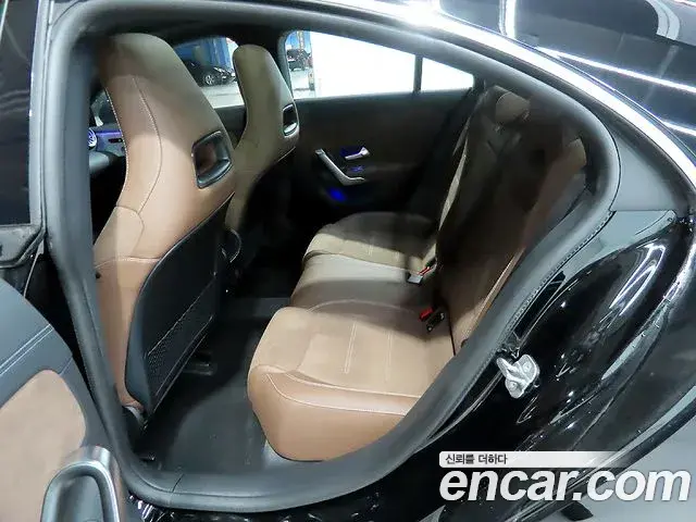 Mercedes-Benz CLA-Class 2025 — Photo 6/20