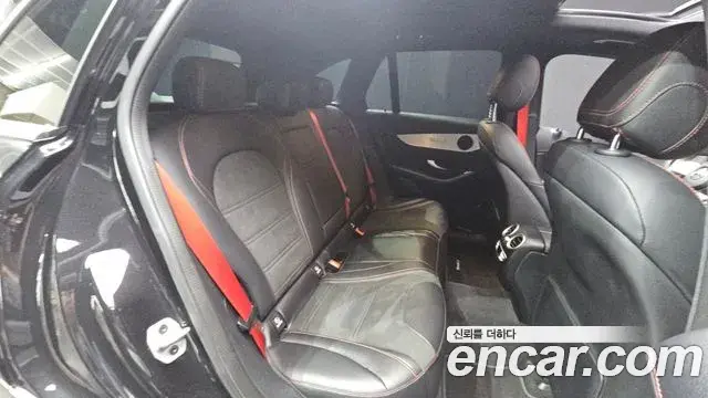 Mercedes-Benz GLC-Class 2022 — Photo 4/20