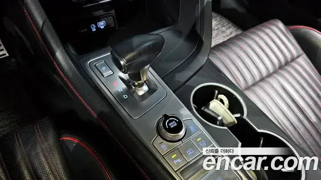 Genesis G70 2018 — Photo 5/20