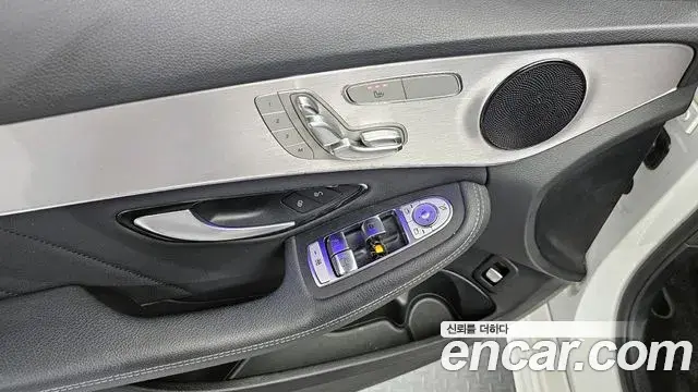 Mercedes-Benz C-Class 2021 — ფოტო 6/20