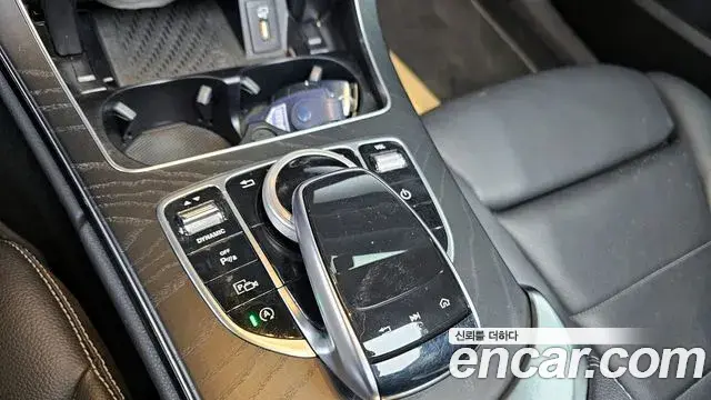 Mercedes-Benz C-Class 2021 — ფოტო 12/20