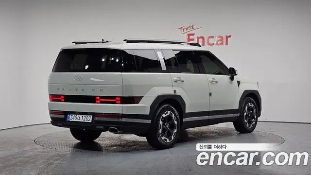 Hyundai Santa Fe 2023 — Şəkil 13/20