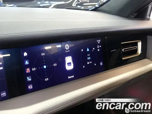 Porsche Taycan 2021 — ფოტო 20/20
