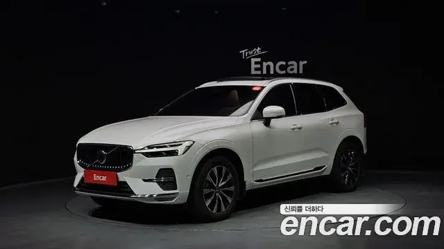 Volvo XC60 2024 — Фото 9/20