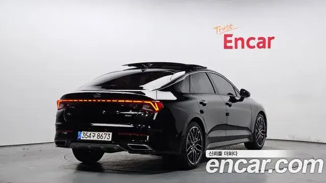 Kia K5 2021 — Şəkil 12/20