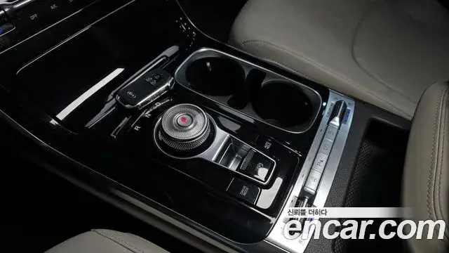 Kia Carnival 2020 — Фото 9/20