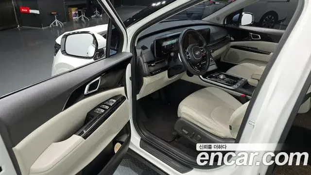 Kia Carnival 2020 — Фото 10/20