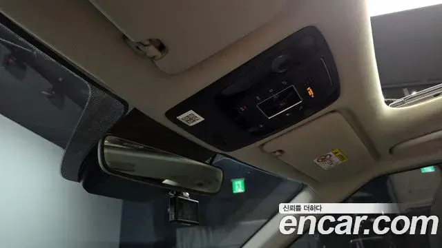 Kia Carnival 2020 — Фото 18/20