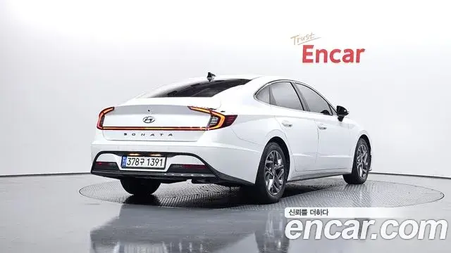 Hyundai Sonata Hybrid 2021 — ფოტო 3/20
