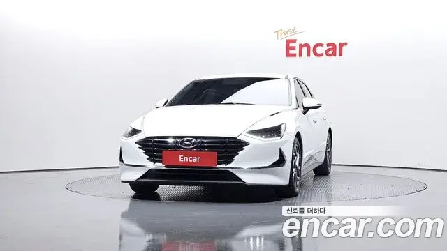 Hyundai Sonata Hybrid 2021 — ფოტო 4/20