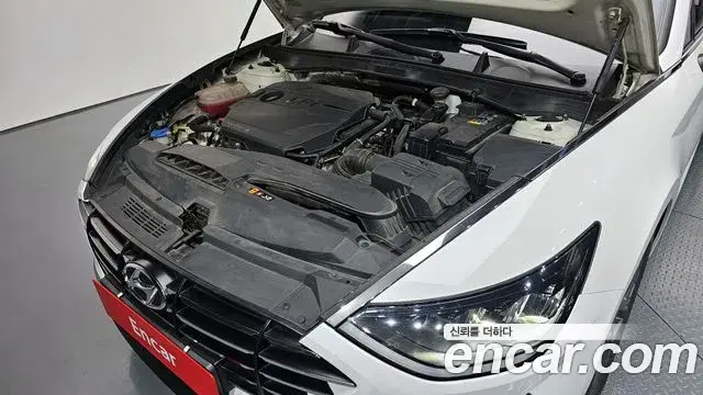 Hyundai Sonata Hybrid 2021 — ფოტო 10/20