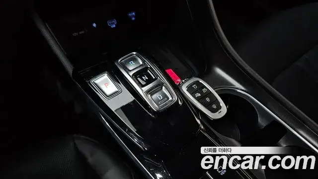 Hyundai Sonata Hybrid 2021 — ფოტო 18/20