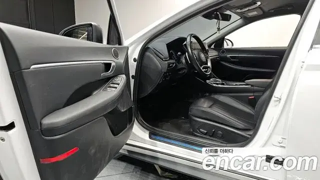 Hyundai Sonata Hybrid 2021 — ფოტო 12/20
