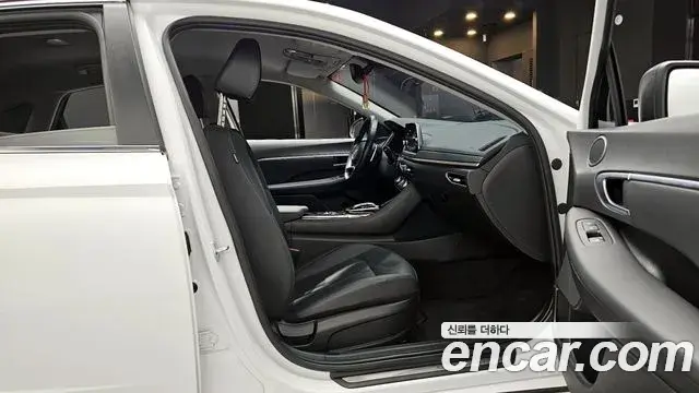 Hyundai Sonata Hybrid 2021 — ფოტო 7/20