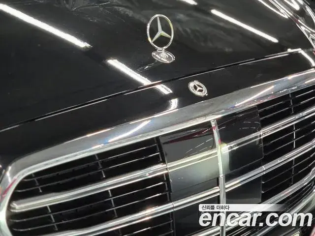 Mercedes-Benz S-Class 2022 — ფოტო 13/36